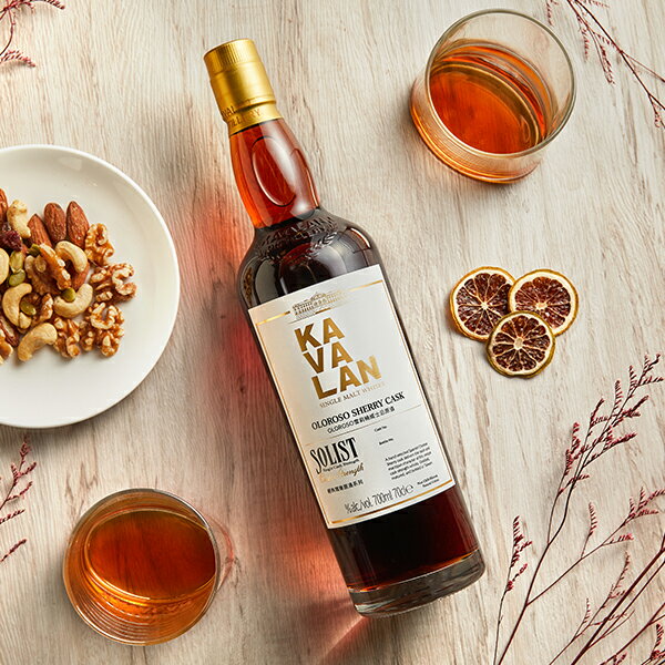 【本州のみ 送料無料】KAVALAN カバランウイスキー 台湾 カバラン シングルモルト ウイスキー ソリスト オロロソ シェリー カスクストレングス 700ml×1本『FSH』 箱付き 正規品 お酒 ウイスキー プレゼント カヴァラン