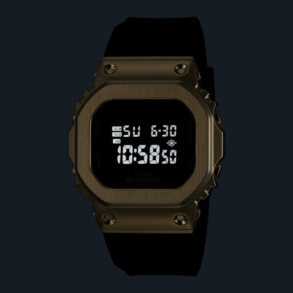 【当選確率1/2ポイントバックCP】国内正規品 CASIO G-SHOCK カシオ Gショック スクエア メタル 20気圧防水 LEDライト ユニセックス腕時計 GM-S5600UGB-1JF