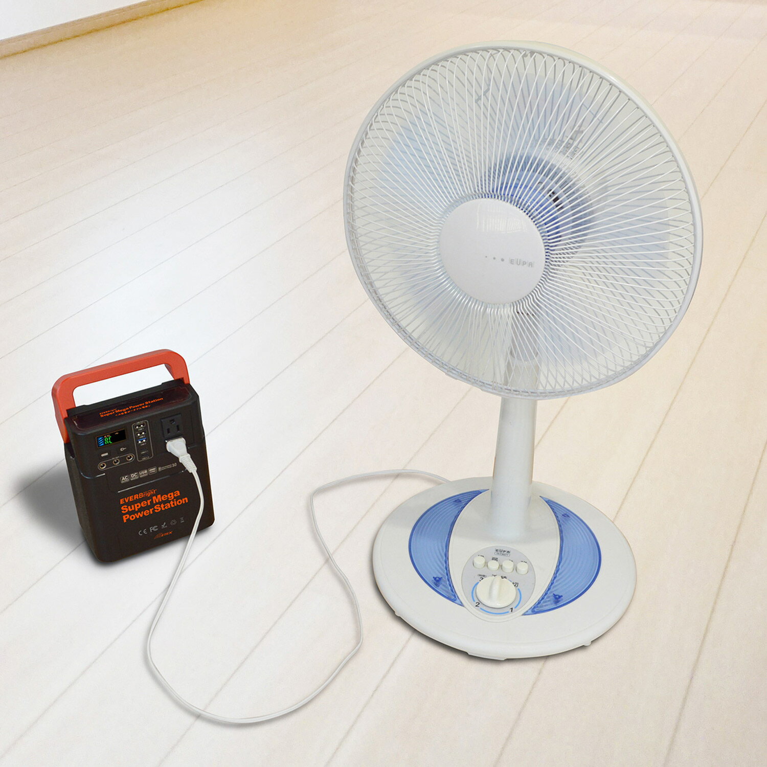 �ں���1000��OFF�����ݥ�ȯ����� EVERBright ���С��֥饤�� �ݡ����֥��Ÿ� ������ ���Ŵ� �����ѡ��ᥬ�ѥ���ơ������ ������ ������ 60000mAh �����顼�ѥͥ��б� ���� ���� ���� �������� ����ѥ��� SSBSMPB2-A