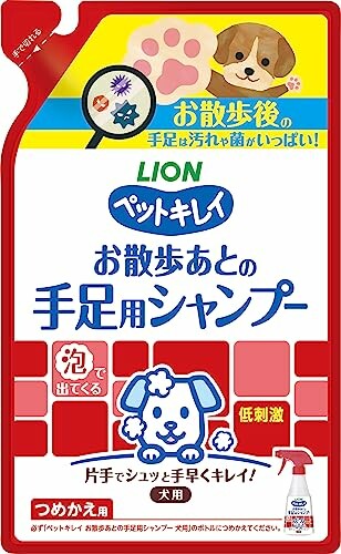 ペットキレイ お散歩あとの手足用シャンプー 愛犬用 つめかえ 220ml ライオンペット 本体サイズ (幅X奥行X高さ) :12×6.0×19.5cm 本体重量:0.240kg 原産国:日本 説明 商品紹介 毎日手軽に、清潔を保てる手足用シャンプーです。泡タイプスプレーなので、洗浄成分が肉球のすき間にも入り込み、お散歩汚れをやさしくしっかり洗い流します。リンスインタイプで被毛をふんわりなめらかに仕上げます。肌にやさしい「刺激性なし判定」処方。洗浄成分の100%が植物生まれ。全身洗いにもおすすめです。やさしいマイルドフローラルの香り(微香性)。 原材料 ■成分 水、洗浄剤(ヤシ由来界面活性剤)、防腐剤(食品添加物)、pH調整剤、香料、ソルビット、さとうきび抽出エキス 商品コード34043233084商品名ペットキレイ お散歩あとの手足用シャンプー 愛犬用 つめかえ 220ml ライオンペット型番220mlサイズ2)単品※他モールでも併売しているため、タイミングによって在庫切れの可能性がございます。その際は、別途ご連絡させていただきます。※他モールでも併売しているため、タイミングによって在庫切れの可能性がございます。その際は、別途ご連絡させていただきます。