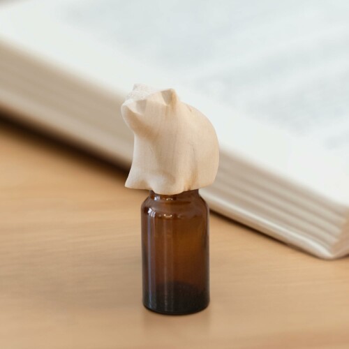 - 精油瓶付き アロマキャップ 天然木 水不要 気化式 アロマディフューザー 10ml アニマル パーソナルスペース ベアー クマ Bear