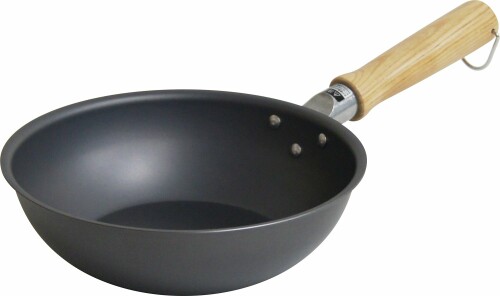 ウルシヤマ金属工業 鉄フライパン 深型20cm 鉄なのに軽量 面倒な使い始めの空焼き・油ならし不要 ガス..