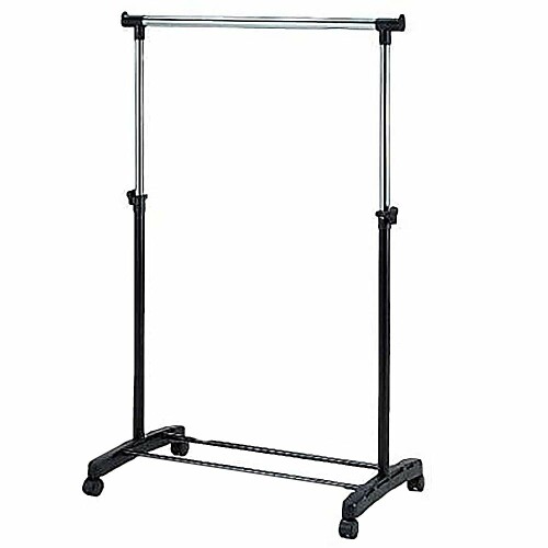 パール金属 極太パイプハンガー シングル SP75 N-7601 製品重量:(約)1.5kg 素材・材質:パイプ/スチール(クロムメッキ・粉体塗装)、ベース・調整パーツ・ジョイント・キャスター/耐衝撃性PP樹脂 生産国:台湾 耐荷重:(約)15kg 製品サイズ:(約) 幅75×奥行42.5×高さ90〜145cm 製品重量:(約)1.5kg 素材 ■材質:パイプ/スチール(クロムメッキ ■粉体塗装)、ベース ■調整パーツ ■ジョイント ■キャスター/耐衝撃性PP樹脂 生産国:台湾 耐荷重:(約)15kg キャスター付きなので移動が簡単です。 スペースや用途に合わせて高さを自由に調整できるパイプハンガーです。 工具不要なので組み立ても簡単です。 ご注意:レンタル等による貸出、オークション等による販売や中古販売、及び譲渡によって発生した故障 ■破損 ■損害 ■事故などにつきましては一切責任を負いかねますので予めご了承ください。 商品コード34080364033商品名パール金属 極太パイプハンガー シングル SP75 N-7601型番N-7601サイズ幅75cmカラーシルバー※他モールでも併売しているため、タイミングによって在庫切れの可能性がございます。その際は、別途ご連絡させていただきます。※他モールでも併売しているため、タイミングによって在庫切れの可能性がございます。その際は、別途ご連絡させていただきます。
