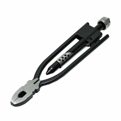 STEELMIGHT ワイヤーツイスター 9インチ オートリターン式 ワイヤリングツール はさむ・ねじる・切る 全長280mm 高炭素鋼製 445g ワイヤー加工ツール 【高品質な高炭素鋼素材】:このワイヤーツイスターは、高炭素鋼で作られており、熱処理加工で硬度を向上させているため、高い強度と耐久性を備えています。 【ワイヤーツイスターの商品仕様】:全長:280mm　重さ:445g 機能:オートリターン式。熱処理加工により硬度が向上し、航空産業でも使用可能なレベルの頑丈さを実現しています。 【ワンハンドでカンタン操作】:独自のオートリターン機構を採用します。片手で軽く握るだけで確実にワイヤーを締め付けられるため、狭い作業スペースでもスムーズに施工可能です。 【コンパクトで使いやすい設計】:サイズは285.72.5cm、重量445gと携帯性に優れ、工具バッグや作業現場での持ち運びに便利です。 【多様なワイヤー作業に対応】:ワイヤーロック施工時に必須のツールで、衝撃や振動によるボルト・ナットの脱落を防ぎ、重大事故を防止します。電気配線、DIY、農業、工業用途など、さまざまなシーンで活用できる万能ツールです。 9インチワイヤーツイスター サイズ 28*5.7*2.5cm 重量 445g 高い耐久性 航空機産業レベルの高炭素鋼(SK5)使用 特殊熱処理により硬度HRC52-55を達成 使いやすい設計 自動リターン機構で片手操作可能 省力設計で作業効率向上 商品コード34082288480商品名STEELMIGHT ワイヤーツイスター 9インチ オートリターン式 ワイヤリングツール はさむ・ねじる・切る 全長280mm 高炭素鋼製 445g ワイヤー加工ツール型番9インチサイズ9インチカラーブラック※他モールでも併売しているため、タイミングによって在庫切れの可能性がございます。その際は、別途ご連絡させていただきます。※他モールでも併売しているため、タイミングによって在庫切れの可能性がございます。その際は、別途ご連絡させていただきます。