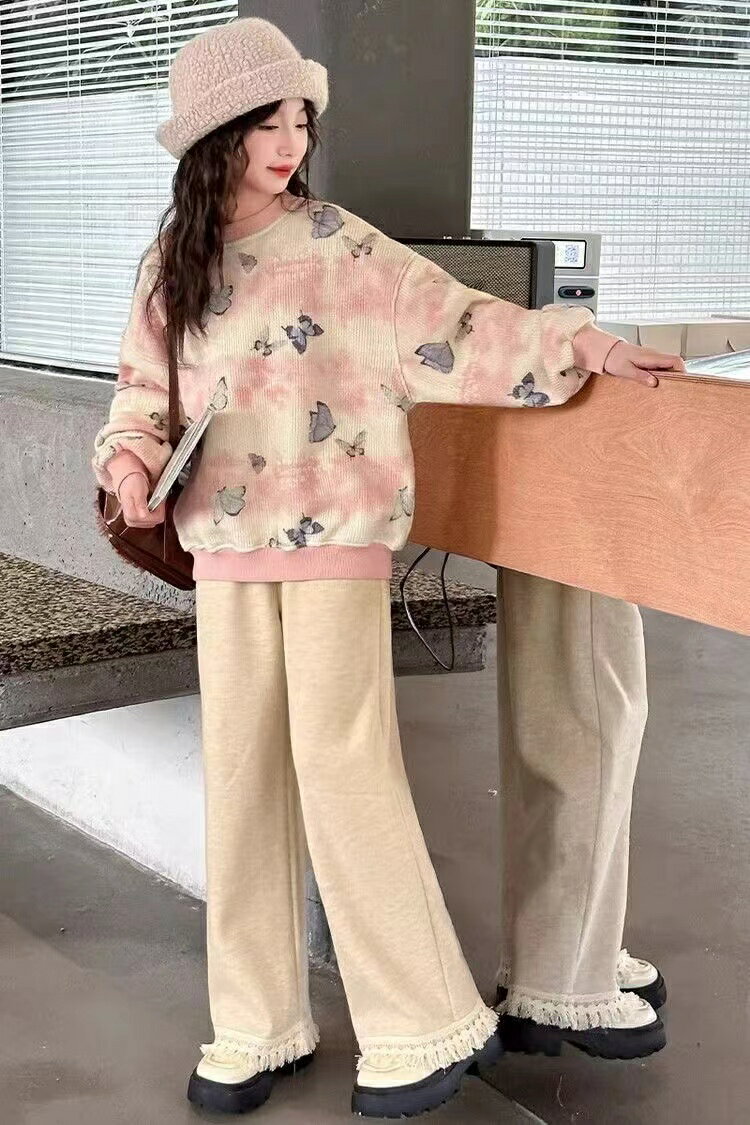 Rakuten - 上下セット セットアップ 裏起毛 厚手 冬服 蝶柄 総柄 キッズ ジュニア キッズトレーナー スウェット オシャレトレーナー 長袖 トレーナー+パンツ セット 長ズボン 2点セット ワイドパンツ 運動着 小学生 中学生 子供服 女の子 ジュニア服 秋 冬 KSFC179(120-170)