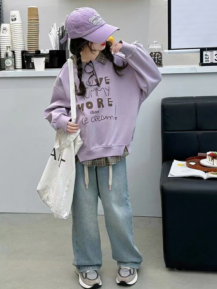 商品説明素材ポリエステル、他カラー A ブルー B パープル &nbsp;サイズ サイズ(cm): 120着丈約48、バスト約98、肩から袖丈約72、おすすめ身長105-115cm 130着丈約51、バスト約102、肩から袖丈約77、おすすめ身長115-125cm 140着丈約54、バスト約106、肩から袖丈約82、おすすめ身長125-135cm 150着丈約57、バスト約110、肩から袖丈約87、おすすめ身長135-145cm 160着丈約60、バスト約114、肩から袖丈約92、おすすめ身長145-155cm 170着丈約63、バスト約118、肩から袖丈約97、おすすめ身長155-165cm ※計測に付きましては手測りとなりますので 若干の誤差はご了承ください注意1.こちらは海外輸入品です2.モニターの都合上、掲載写真と実際の色が異なる場合がございます。 3.生地の特性上、やや匂いが強く感じられるものもございます。 4.機械による生産の為、生地の継ぎ目の若干のズレやほつれなど、形やサイズに多少の誤差が生じる場合がございます。また、混紡繊維によって生地の織りに他繊維が混紡している場合もございますが品質上の問題はございません。 5.サイズ詳細等の測り方はスタッフ間で統一、徹底はしておりますが、実寸は商品によって若干の誤差(3cm〜5cm )がある場合がございますので、予めご了承ください。 6.同じ商品でも“生産時期”や“カラー“により形やサイズに多少の“誤差“が生じる場合もございます。詳しくは商品画像や実寸サイズにてご確認くださいませ。 7.簡易梱包封筒に入れただけの梱包で、輸送により商品到着後、包装や商品説明がしわつく場合があります。 8.こちらは海外輸入品になりますので、多少の細かな汚れやシワ糸のほつれなどがらある場合がございます。その他 大量受注（数十着〜数百着単位）もお受け致しますので、詳しい在庫状況と納期状況など一度ご連絡下さい。