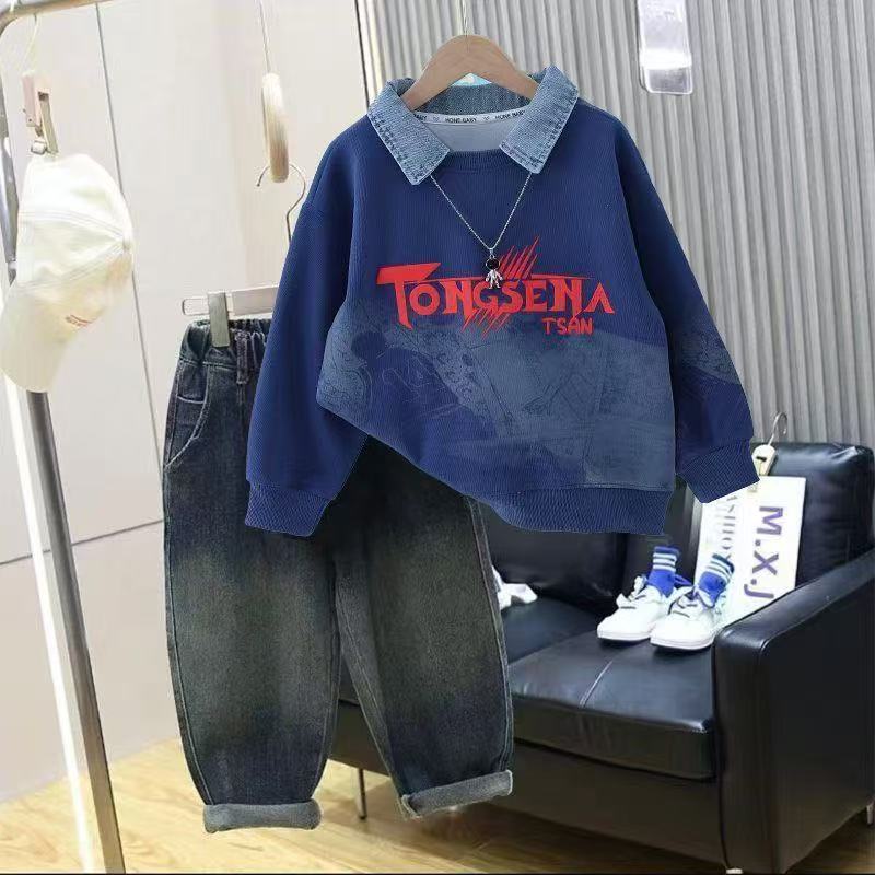 Rakuten - トレーナー 薄手 長袖 キッズ 子供服 トップス カジュアル 男の子 秋服 春 秋 デニム襟付き ゆったり 可愛い ジュニア 英文字 子供服 お出かけコーデ KUGA067(2色80-170)