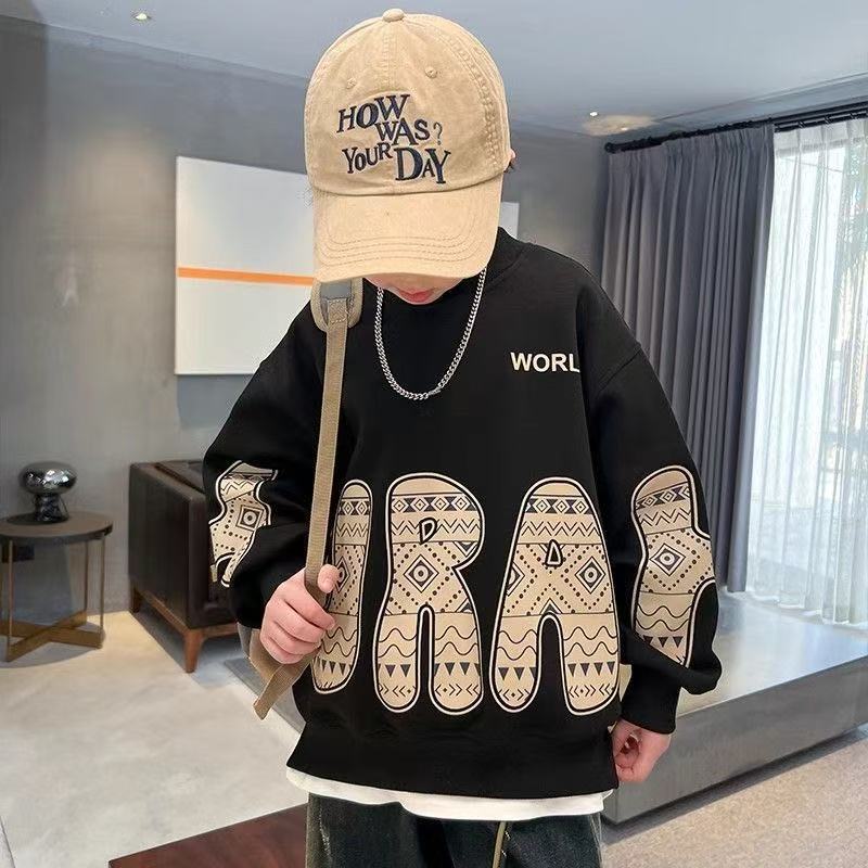 Rakuten - トレーナー 薄手 ロングT キッズ 子供服 トップス カジュアル 男の子 春服 春秋 ゆったり 可愛い ジュニア 長袖 薄手 英文字 子供服 キッズ服 お出かけコーデKUGA080(2色110-160)