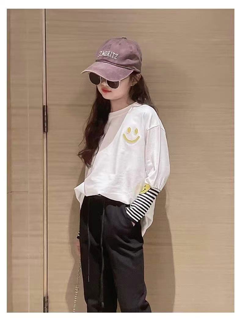 Tシャツ トップス 子供服 キッズ キッズロンT 重ね着風 ジュニア 女の子 長袖 秋 ゆったり キッズロンT キッズ長袖Tシャツ ジュニアTシャツ 丸首 女の子服 秋服 かっこいいtシャツ キッズシャツ KUGA085(110-170)