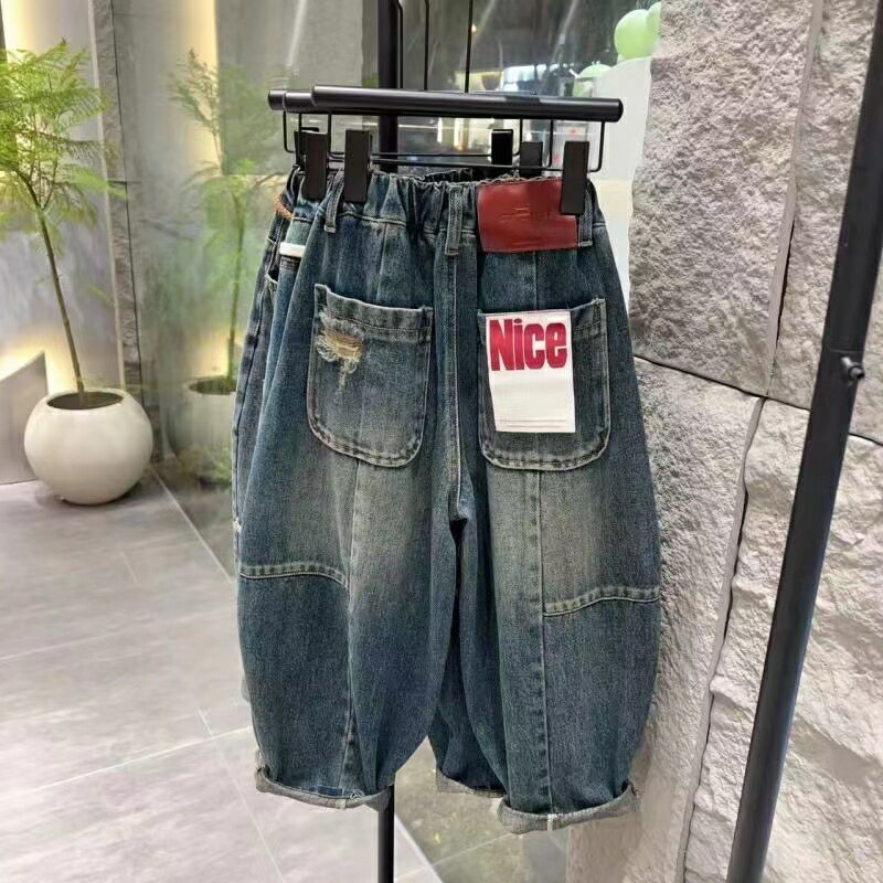 商品説明素材綿、他カラー 写真参考&nbsp;サイズ サイズ(cm): 110おすすめ身長90-100cm 120おすすめ身長100-110cm 130おすすめ身長110-120cm 140おすすめ身長120-130cm 150おすすめ身長130-140cm 160おすすめ身長140-150cm ※計測に付きましては手測りとなりますので 若干の誤差はご了承ください注意1.こちらは海外輸入品です2.モニターの都合上、掲載写真と実際の色が異なる場合がございます。 3.生地の特性上、やや匂いが強く感じられるものもございます。 4.機械による生産の為、生地の継ぎ目の若干のズレやほつれなど、形やサイズに多少の誤差が生じる場合がございます。また、混紡繊維によって生地の織りに他繊維が混紡している場合もございますが品質上の問題はございません。 5.サイズ詳細等の測り方はスタッフ間で統一、徹底はしておりますが、実寸は商品によって若干の誤差(3cm〜5cm )がある場合がございますので、予めご了承ください。 6.同じ商品でも“生産時期”や“カラー“により形やサイズに多少の“誤差“が生じる場合もございます。詳しくは商品画像や実寸サイズにてご確認くださいませ。 7.簡易梱包封筒に入れただけの梱包で、輸送により商品到着後、包装や商品説明がしわつく場合があります。 8.こちらは海外輸入品になりますので、多少の細かな汚れやシワ糸のほつれなどがらある場合がございます。その他 大量受注（数十着〜数百着単位）もお受け致しますので、詳しい在庫状況と納期状況など一度ご連絡下さい。