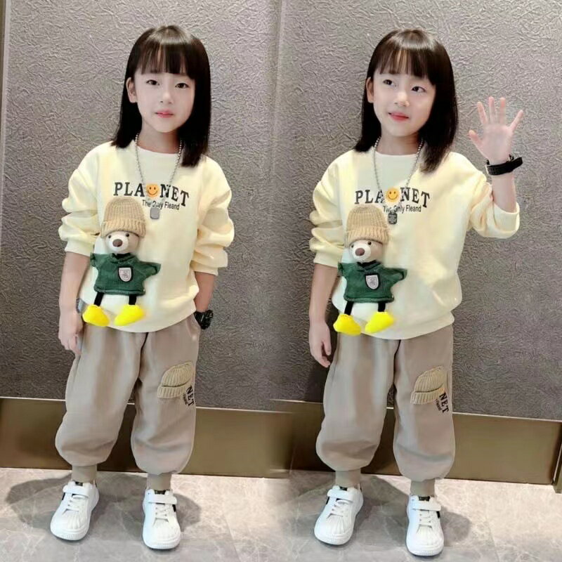 Rakuten - セットアップ 子供服 女の子 男の子 通園着 上下セット キッズ トップス+パンツ 2点セット かわいい クマ柄 ガールズ 通園着 通学着 春服 秋服 長袖 長ズボン イベント 誕生日 子ども服 KSFC128(90-150)
