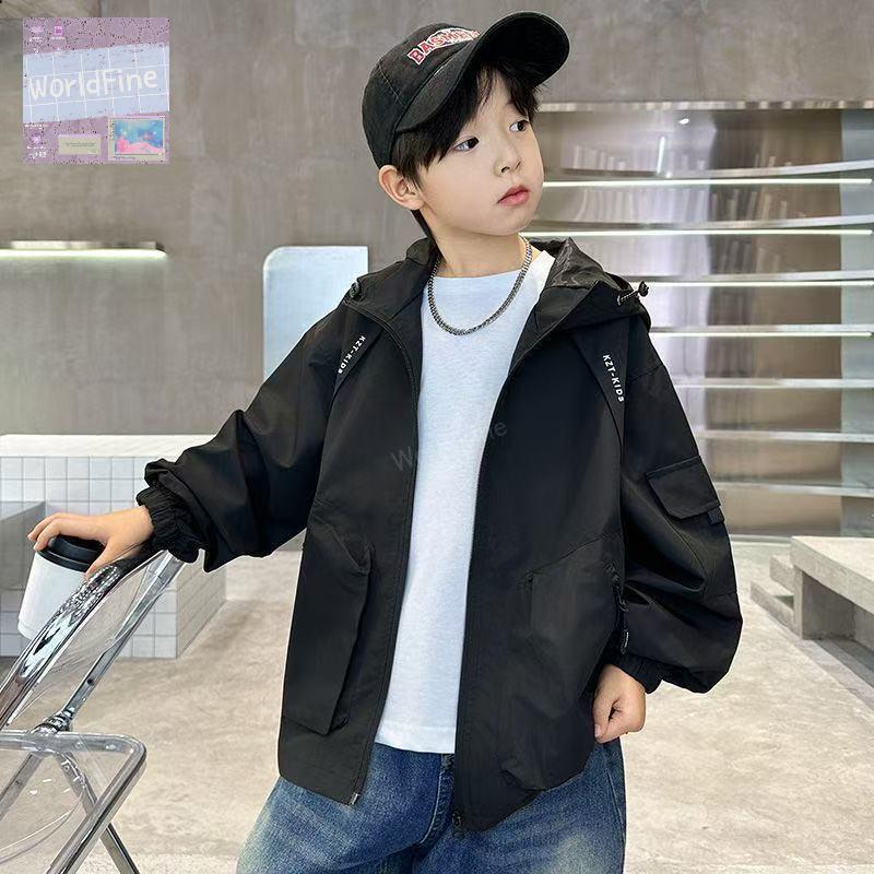 Rakuten - キッズ 子供服 アウター ジャケット ジャンパー 秋 子供 男の子 薄手 長袖 フード付き ジップアップ 防風 ゆったり カジュアル おしゃれ マウンテンパーカー ウインドブレーカー こども服 ウインドブレーカーキッズ マウンテンパーカー子供 おしゃれ服 KCGA034(2色120-170)