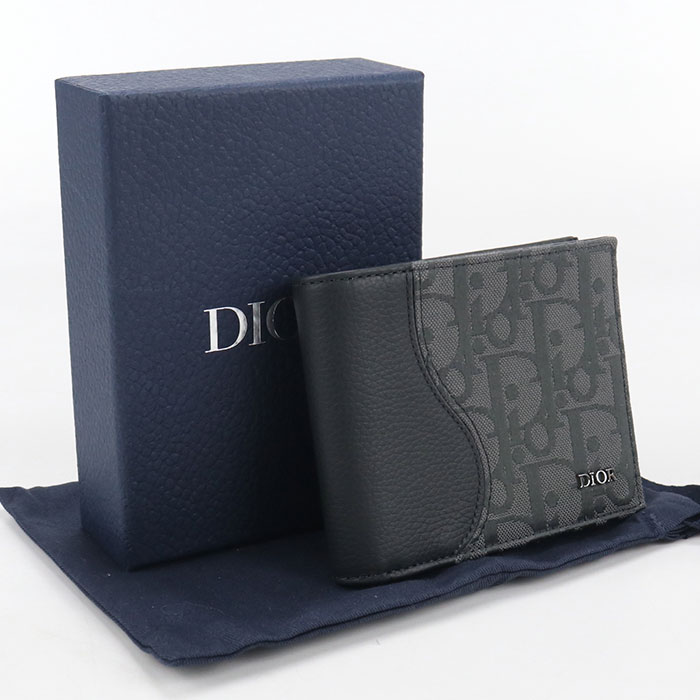 usdcd104484011-1.jpg