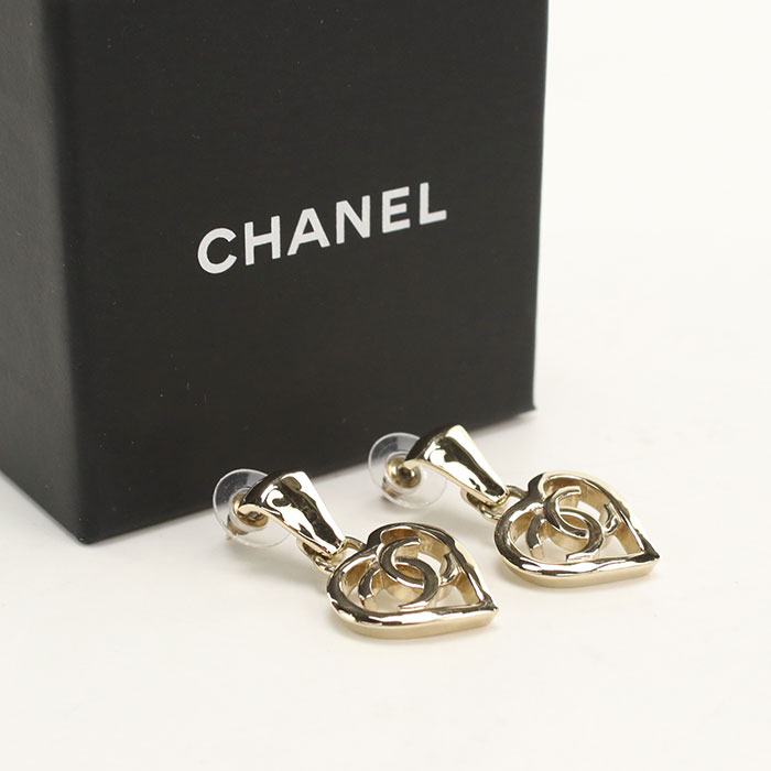 楽天市場】chanel ピアス 17の通販