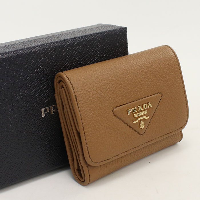 楽天市場】レディース財布（ブランドプラダ・形状（財布）三つ折り財布
