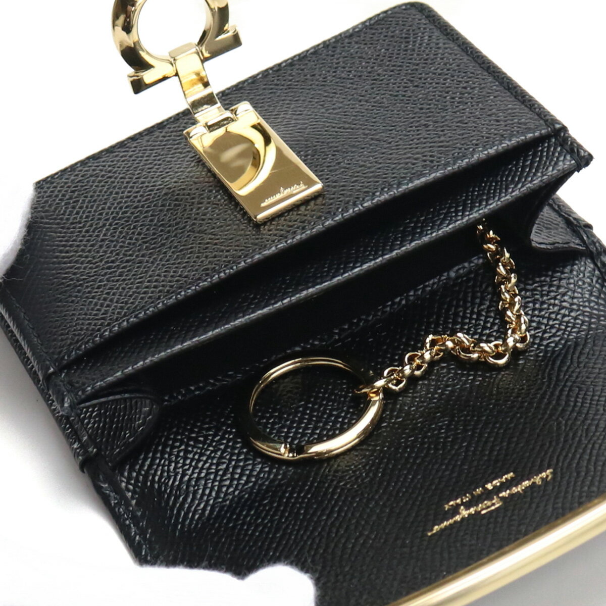 ヨーロッパサイズ フェラガモ FERRAGAMO カードケース 22-D198 0683350 NERO ブラック レディース ブランド財布