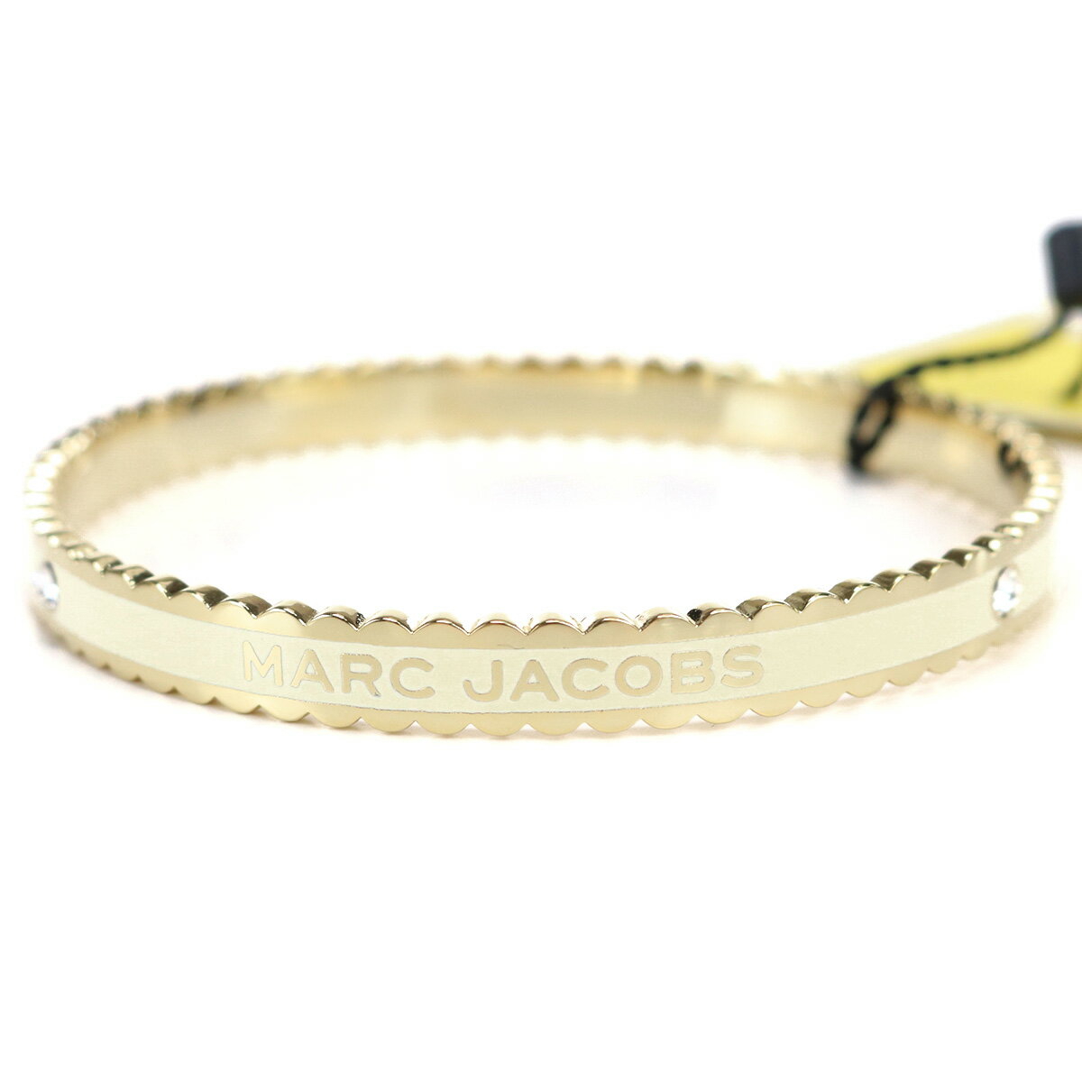 マークジェイコブス MARC JACOBS THE MEDALLION SCALLOPED BANGLE バングル J103MT7PF22 108 CREAM-GOLD ホワイト系 accessory-01