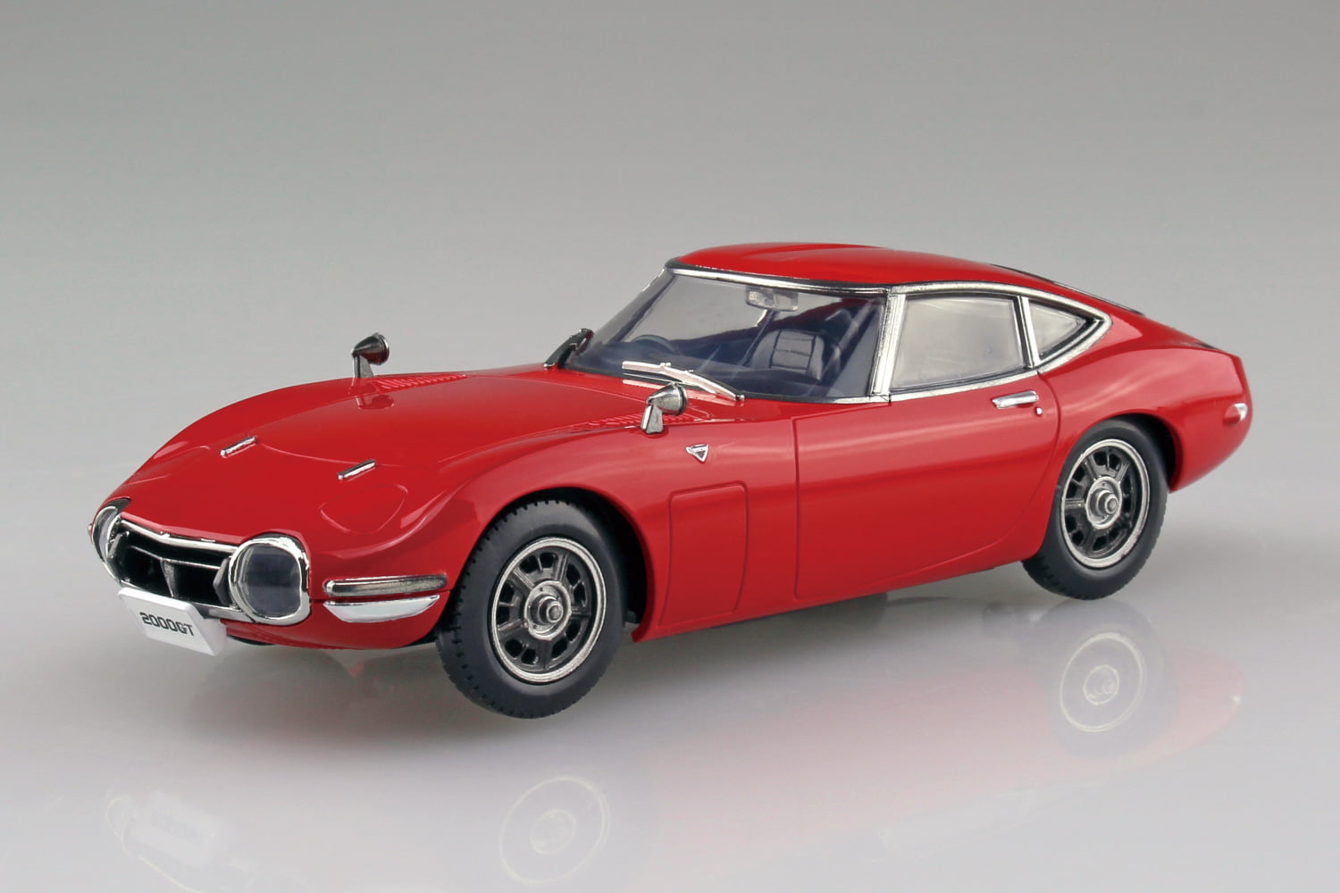 No.6-SR トヨタ 2000GT ソーラーレッド アオシマ 1/32 ザ・スナップキット プラモデル ※大変申し訳ございませんが現在、【北海道、沖縄は配送不可】となっております。 ※お客様ご都合のキャンセル不可。※ 画像はイメージです。※未組み立て※写真はキットを組み立て・塗装したものです。伝説のスポーツカー「トヨタ2000GT」1969年に発売されたトヨタのスポーツカー「2000GT」特徴的な内装のウッドパーツもシールにてしっかり再現パーツ点数29点のお手軽モデルボディカラー：ソーラーレッド■塗装不要ボディ色をプラスチック材料の着色で再現する事により、塗装不要となりました。ツヤツヤのボディも見どころです。■接着剤不要はめ込み式を採用する事で接着剤が不要となりました。■少ないパーツで高い再現性キットを簡略化しながらも1/32スケールで高い再現性を実現しました。※画像は試作品です。実際の商品とは異なる場合がございます。【初回生産特典】つながる！ジオラマペーパークラフト初回生産特典として、『つながる！地下駐車場ジオラマペーパークラフト』が付属します。 5