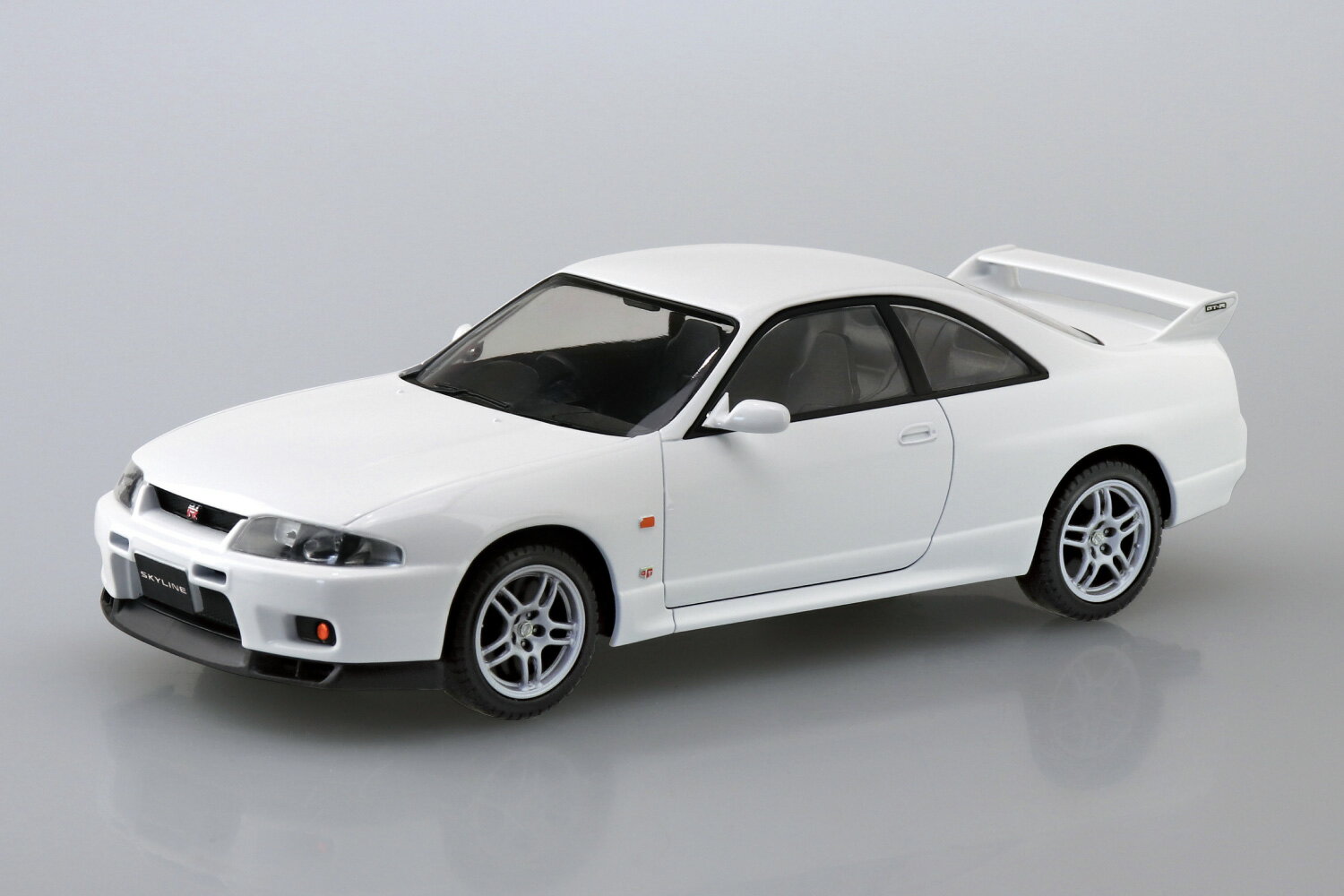 樂天商城 - No.21-WH 1/32 ニッサン R33 スカイラインGT-R ホワイト アオシマ 楽プラ スナップキット プラモデル