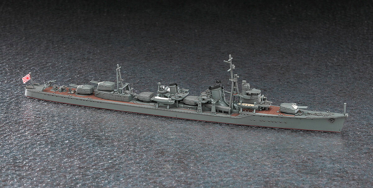 467 1/700 日本駆逐艦 秋霜 ハセガワ 1/700WL プラモデル ※大変申し訳ございませんが現在、【北海道、沖縄は配送不可】となっております。 ※ 画像はイメージです。※未組み立て、塗装が必要なものです※写真はキットを組み立て・塗装したものです。 模型全長 … 170.5mm模型全幅 … 16mm夕雲型後期仕様の竣工時を再現！艦橋前に25mm連装機銃、第1煙突後に25mm三連装機銃2基、第2煙突前に25mm三連装機銃2基を装備。パッケージイラストは、加藤単駆郎 氏が担当。製品仕様 第11水雷戦隊 所属 1944年3月 夕雲型18番艦 【パッケージのキズやつぶれについて】配送用段ボール箱やパッケージにキズやつぶれがある場合でも、メーカー保証対象外となります。パッケージ破損での返品交換は一切出来ませんのでご了解の上お買い求めください。外箱を気にされる方のご購入はご遠慮ください。 5