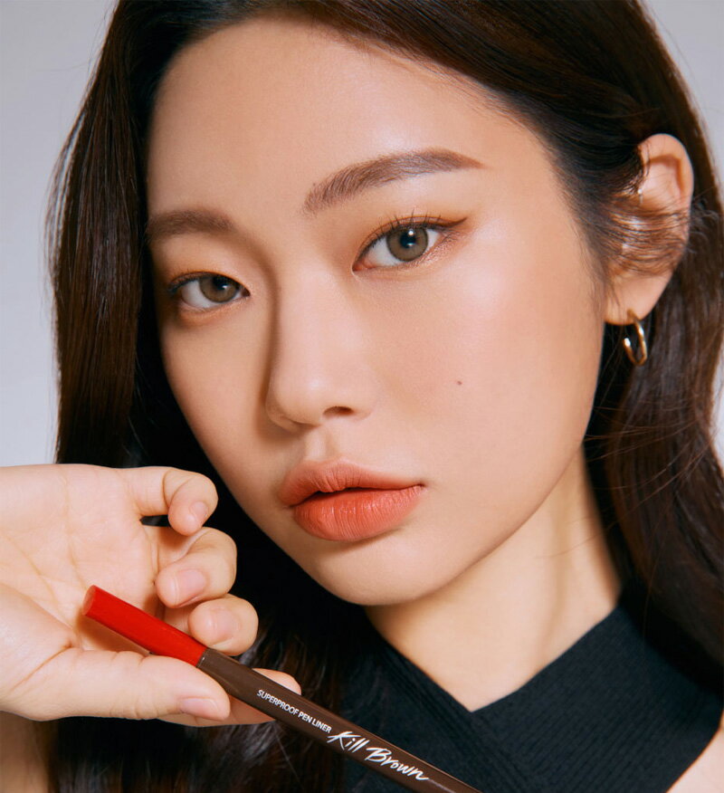 ＼アイメイク／【メール便 送料無料】【韓国コスメ】『CLIO・クリオ』スーパープルーフ ペン ライナー 【SNS】【防水】【旅行】【インスタえ】【black pink ジス メイク】【お中元】【正規品】