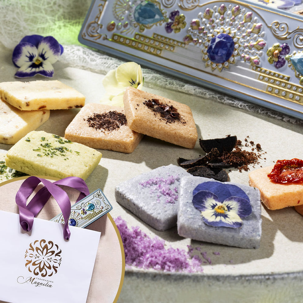 パティスリー マグノリア 宝塚すみれクッキーサレ（サテンリボンショッパー付き）クッキー缶 兵庫県 宝塚市のサムネイル