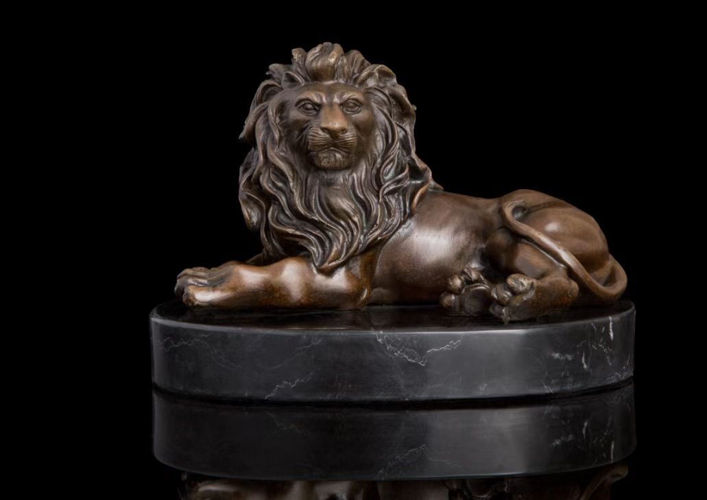 【送料無料】動物ブロンズ像　ライオン　19.5cm　大名品barye作　インテリア家具　置物　彫刻　 ...