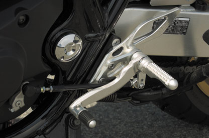 CB1300SF・SB（99〜02年） ハイパーバンク （固定式）シルバー BEET（ビート）