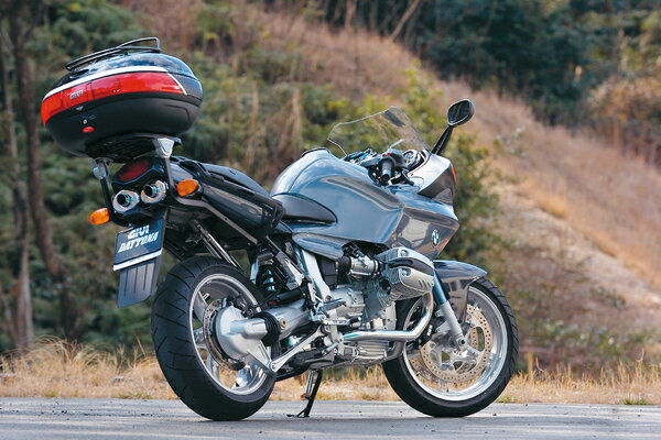 BMW R1100S（98～06年） モノラック用フィッテング681F GIVI（ジビ）