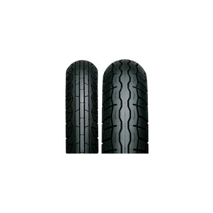 標準リム幅：3.00インチ、許容リム幅：2.50〜3.50インチ。外径：647mm・トレッド幅：127mm。17インチ。チューブタイプ。リム幅：3.00。key：バイアスタイヤ17インチSRやエストレアに代表される、クラシカルなバイクやビンテージマシンにもマッチしたトラディショナルなパターンデザインが魅力。バイクの足下を飾る、カスタムパーツのワンアイテムとしてもおすすめだ。シチュエーションの変化に富むツーリングでの使用を想定し、高いウェット性能とタイヤ剛性を確保。●構造：フロントタイヤ、リアタイヤともにシングリレラジアスを採用することでナチュラルなハンドリングを実現。また、アクティブなライディングにも対応できるように、岡」性が極めて高い極太ナイロンカーカスをフロント、リアともに採用した。特に重量車対応サイズのリアには極太ナイロンカーカスを4枚重ねに。その結果、さらに剛性がアップ。●パターン：マシンの雰囲気を引き出し、足下を引き締めるトラディショナルなセンターリブパタースプロライダーによる実車評価を繰り返すことにより、メインタレーブとサイプの適正配置化に成功した。 トラディショナルな雰囲気と高性能が、ハイレベルでバランスしている。●コンパウンド：スポーツバイアス系タイヤに採用されているコンパウンドをこのタイヤにも採用。 トラディショナルなノくターンとのマッチングも考慮し、パターンとコンパウンドの相乗効果によリウェットコンディションでも安定したライディングを約束する。商品カテゴリバイクタイヤタイヤカテゴリオンロードスポーツメーカーIRC（アイアールシー） 品名PROTECH GS-19 130/80-17インチ 65S WT リア型番I2-102735適合/仕様標準リム幅：3.00インチ、許容リム幅：2.50〜3.50インチ。備考外径：647mm・トレッド幅：127mm。17インチ。チューブタイプ。リム幅：3.00。