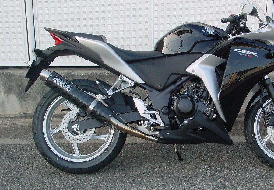 CBR250R（〜13年） ラウンドタイプ スリップオンマフラー ステンレス/カーボン（JMCA認証） WR'S（ダブルアールズ）