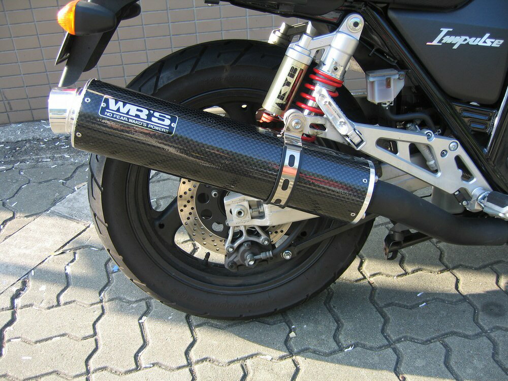 アルミマフラー　インパルス　GK7CA 用 GSX400インパルス GK7CA マフラー レビューを書いてエンブレム