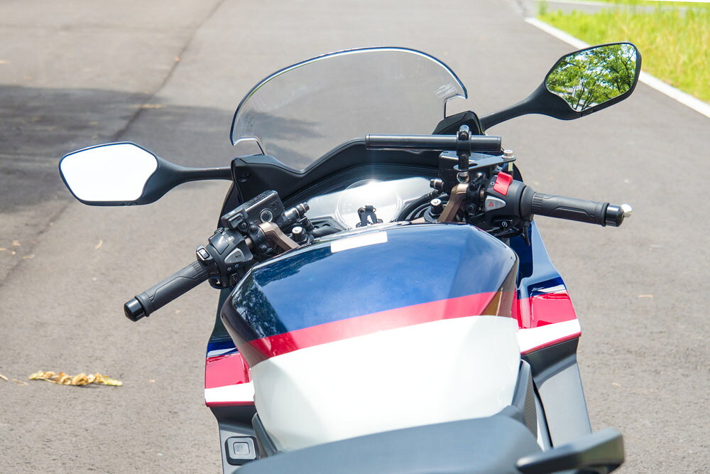 VFR800F（RC79） マルチガジェットマウントバー WORLD WALK（ワールドウォーク） bike-mainte-10736474 バイク メンテ館 サンプル画像3