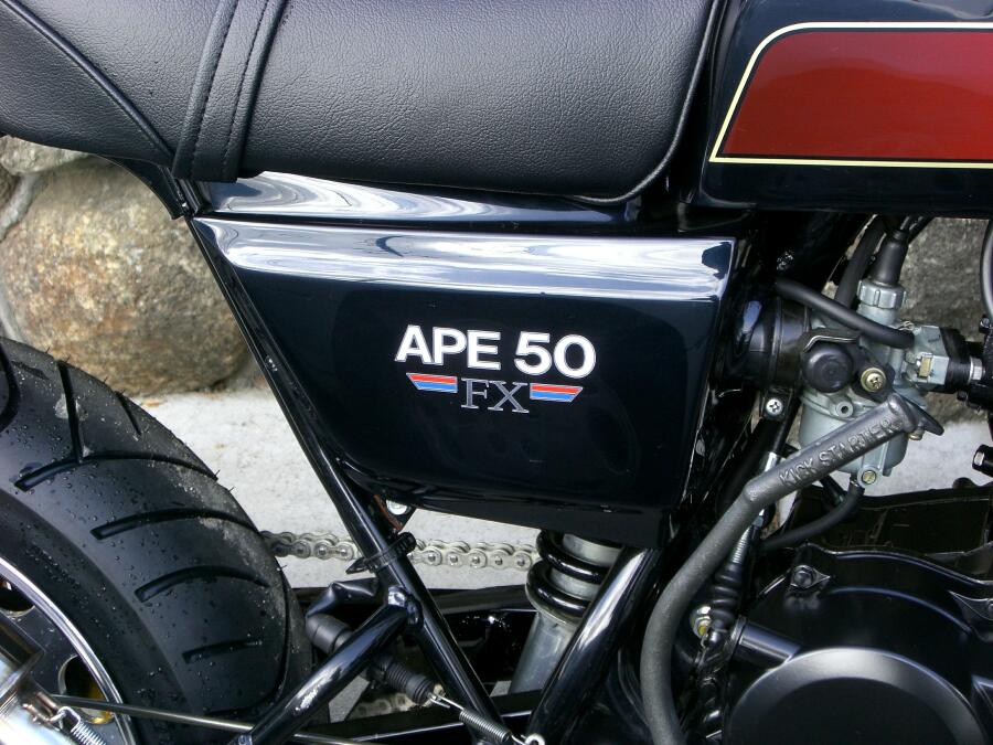 楽天市場】Z400FX 純正サイドカバーの通販 楽天市場】Z400FX 純正サイドカバーの通販