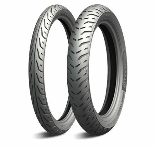 MICHELIN ミシュラン 714810 PILOT STREET 2 パイロットストリート ツー 140/70-17 M/C 66S リア チューブレスタイプ 二輪車用タイヤ バイクタイヤ 商品説明： ・ドライ、ウェット路面で更なる安全性を追求。 特徴： ・優れたウェット性能 プログレッシブ・ラテラルグルーブにより優れたウェットパフォーマンスを追求しています。 ・ドライグリップと耐久性を両立 トレッドセンター部に施されたグルーブデザイン(リア用及び前後兼用)は、ドライグリップ、耐久性を維持しながらウェットグリップを向上しています。 ・安定したハンドリング性能 トレッドセンター部に配置されたグルーブデザイン(フロント用)は、効率的な排水を実現し、更にハンドリング、安定性に効果を発揮します。 サイズ： ・140/70-17 M/C 66S ・タイヤ幅：140mm ・扁平率：70％ ・リム径：17インチ ・荷重指数：66 ・速度記号：S ・リア用 ・チューブレスタイプ 注意事項： ※回転方向の有無はトレッドショルダー部、サイドウォール部の矢印で確認してください。 ※各サイズともチューブレスタイプ(TL)です。 ※1本単位での販売です。製造年月日の指定はできません。ご了承ください。 ※ご注文の際は必ず実際に装着されているタイヤサイズをご確認のうえご注文下さい。 画像の注意点： ※画像はイメージです。実際の商品とはデザイン、仕様が一部異なる場合がございます。 必ずご注文前にお問合せ、メーカーのホームページなどでお確かめください。 商品の詳細な情報については、メーカーサイトでご確認ください。 画像はイメージ画像です。 掲載されている製品のデザイン、価格は予告なく変更することがありますので、ご了承ください。 一部の商品はメーカー取り寄せとなり廃盤、または欠品中の場合があります。 ご注意 人気商品に付き稀に在庫を切らす事があります。 お急ぎの方は必ず、在庫の確認をお願いします。 お使いのPCや携帯電話などの環境により画像の商品と若干の色目が異なる事があります。ご了承ください。ミシュラン 714810 PILOT STREET 2 パイロットストリート 140/70-17 M/C 66S リア チューブレスタイプ 二輪車用 タイヤ バイクタイヤ