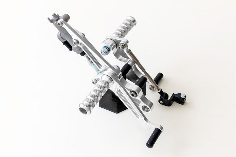 PMC DRAFT 74-2044 BILLETバックステップ TYPE-Z ブラック Z1 Z2 KZ900 Z750 Z750D1 KZ1000 KZ1000MK(2) Z750FX Z1-R バイク