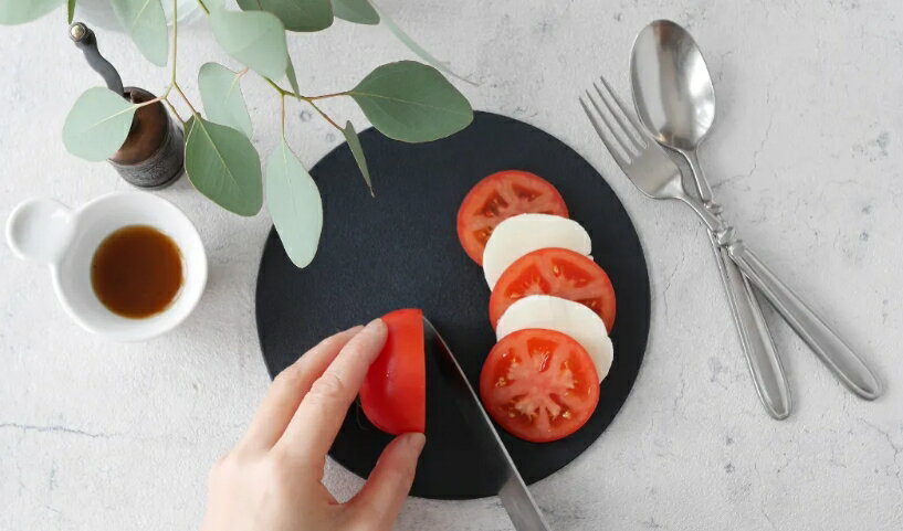 『カットプレートLarge 直径27cm』【カッティングボード まな板 まないた 丸型 お皿 ピザ ケーキ パー..