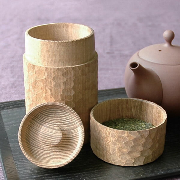 値下げ ロクサン 63 木製茶筒 一刀彫 南海通商 茶筒 おちゃっぱ お茶 茶葉入れ 保存容器 エンジュ メール便なら送料無料 Rittencalculator Tnls Nl