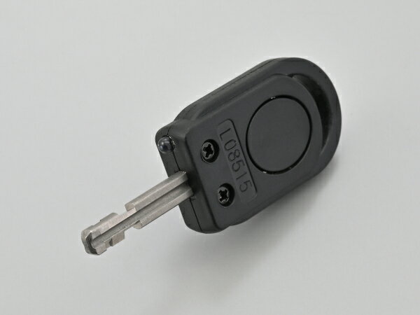 DAYTONA（デイトナ）　32697　ストロンガーU字ロック W154×H160mm　　頑丈ボディと太いシャックルで愛車を守る！16mmの丸鋼を使用、切断されにくい安心の太さ！　（バイク 盗難防止 グッズ/バイク 盗難防止 U字ロック）