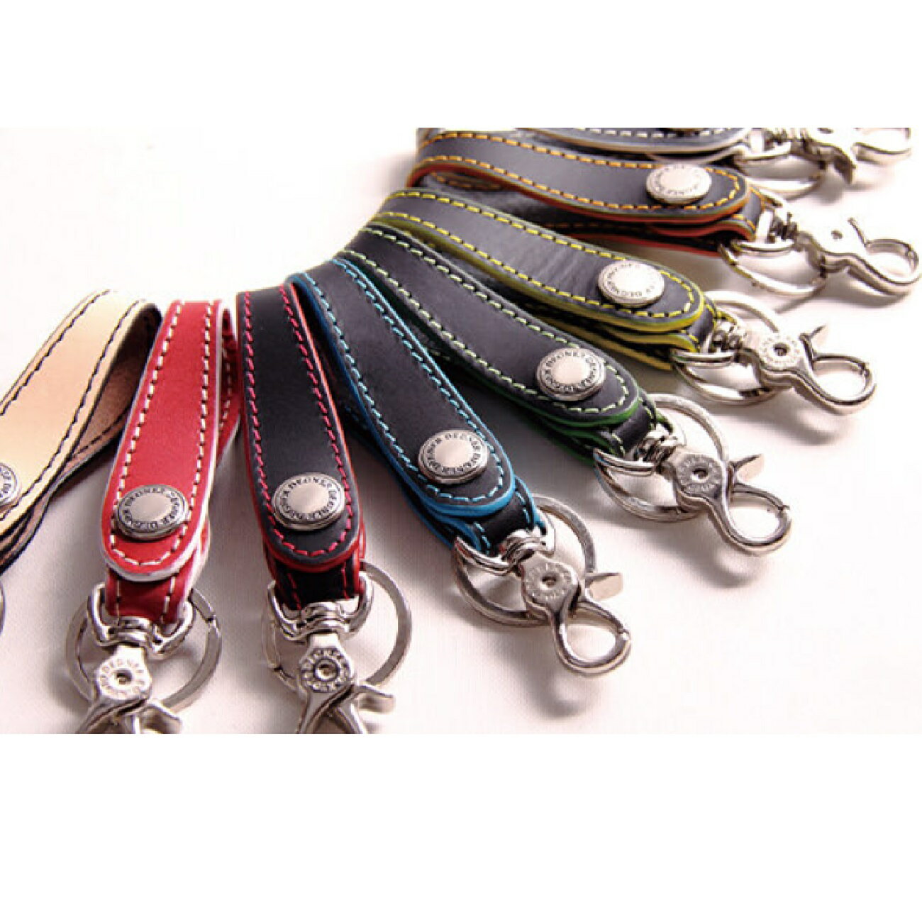 DEGNER（デグナー）　K-51　レザーキーホルダー　牛革 本革 2色使いの本革キーホルダー