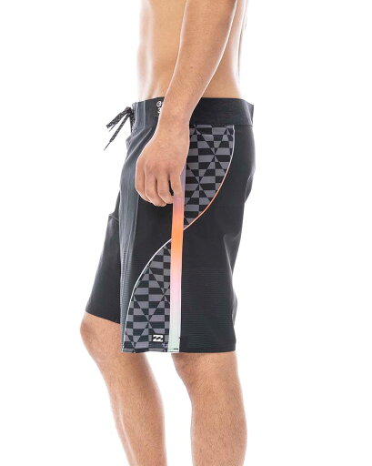 【OUTLET】【50%OFF】【送料無料】2024 ビラボン メンズ 【AIR LITE】 CYLINDERS AIRLITE ボードショーツ/サーフトランクス BLK 【2024年夏モデル】 全1色 28/29/30/31/32 BILLABONG