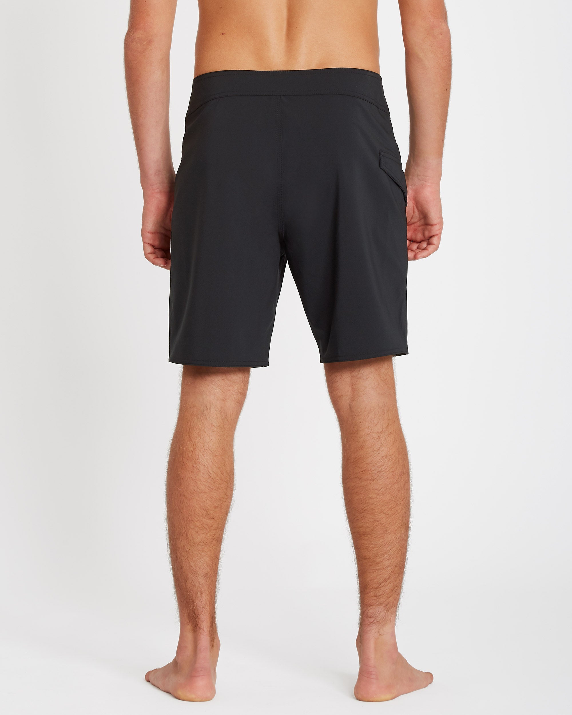 ボルコム Lido Solid Mod 18" Boardshort - BLACK 全1色 26/27/28/29/30/31/32/33/34/36/38/40/42