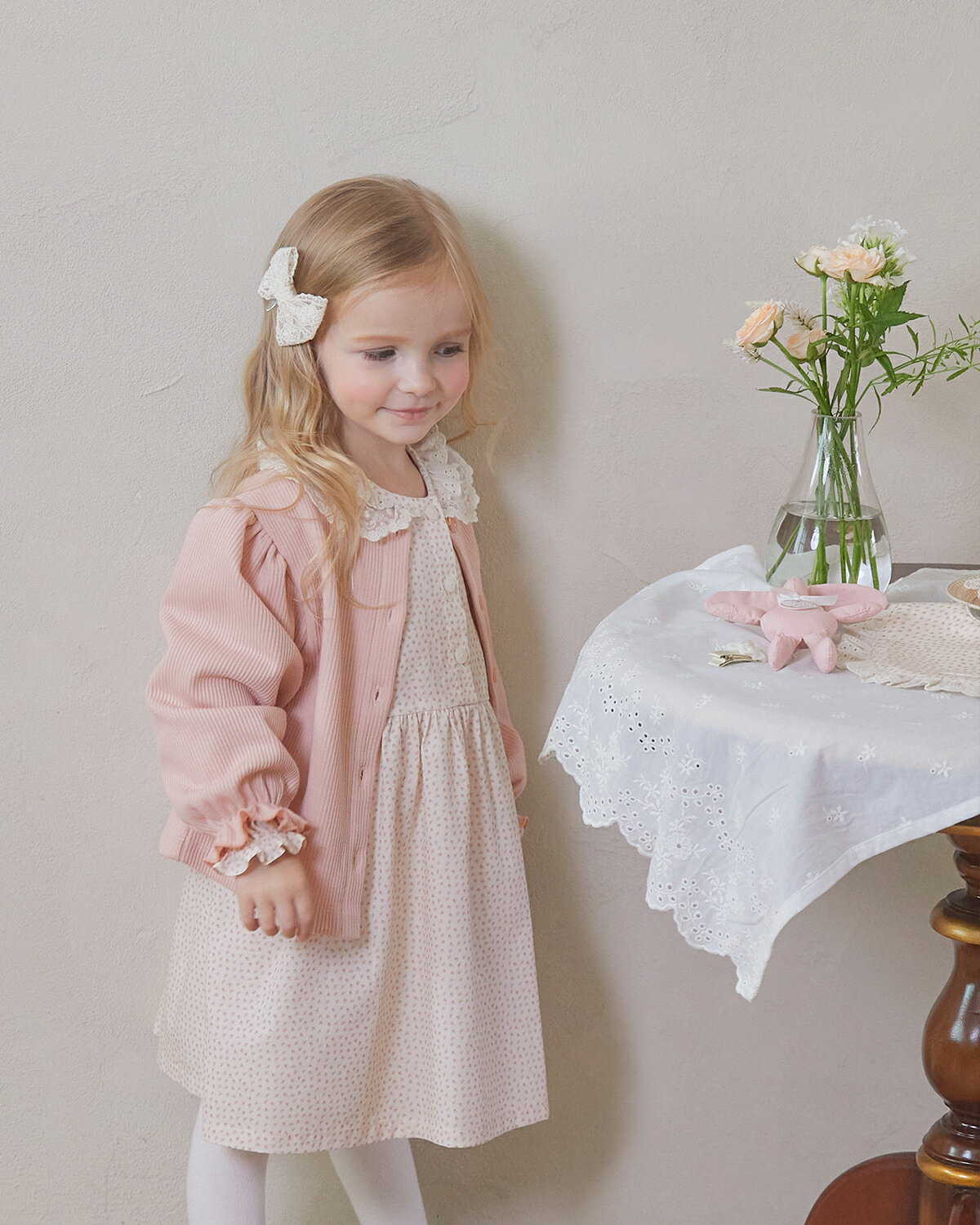 BILY Cecillia Dress 女の子 1歳から4歳 80cm-110cm 小花柄 レース襟 快適な着心地 全1色