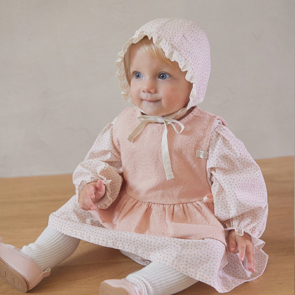BILY Cecillia Frilled Bonnet 女の子 6ヶ月から12ヶ月 S-M ベビーボンネット 全1色