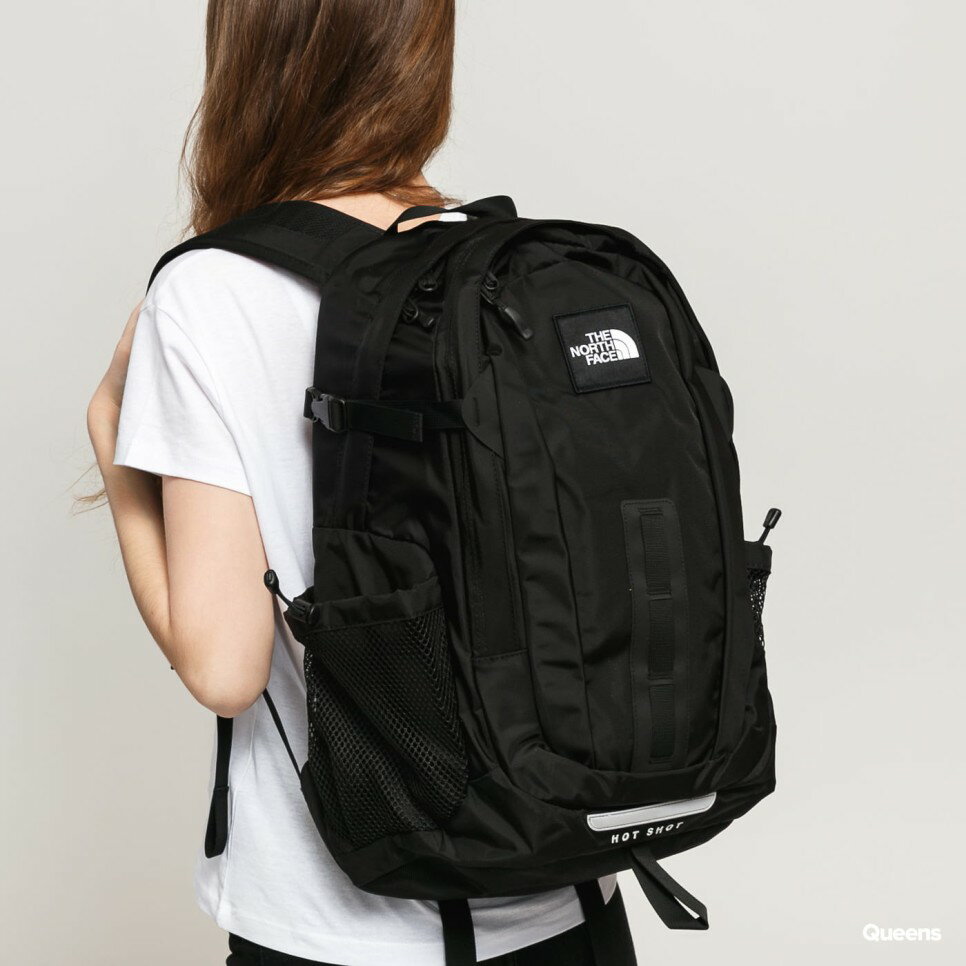 THE NORTH FACE HOT SHOT 韓国正規品 大容量 韓国リュック 28L 通勤通学 バックパック レディース リュック メンズバッグ ザック ノートパソコン 旅行かばん 韓国ファッション