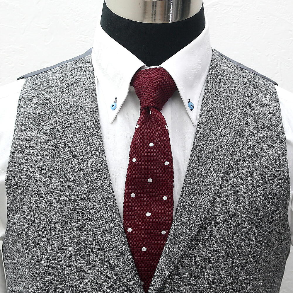 ネクタイ ニットタイ 水玉　ドット　エンジ ハンドメイド刺繍