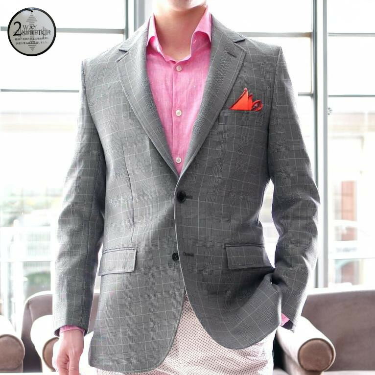 グレンチェック柄のテーラードジャケットです。 シルエットはストレートで、縦によくストレッチが効いており着心地楽々です。 裏地は背抜きで、生地は薄地。 裏地がない分、通気性に優れていて涼しく、ジャケット自体の重量も軽くなるため、春夏用としての着用がお勧めです。 ・袖ピタ 従来品よりも袖丈が短くジャストサイズ。 ・こだわり使用 収納に便利なファスナー付き内ポケット(右手側) ・ポケットチーフ使用 【仕様】ノッチドラペル/二つボタン/背抜き /袖は額縁仕上げの明き見せ/センターベンツ 【素材】表地：ポリエステル95％　レーヨン5％ 　　　　裏地：ポリエステル100％ 【原産国】ミャンマー