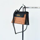 【SALE 20%OFF】The Bagmati(ザ バグマティ)/レザー×ウィッカー スクエアハンドバッグ【返品交換不可】
