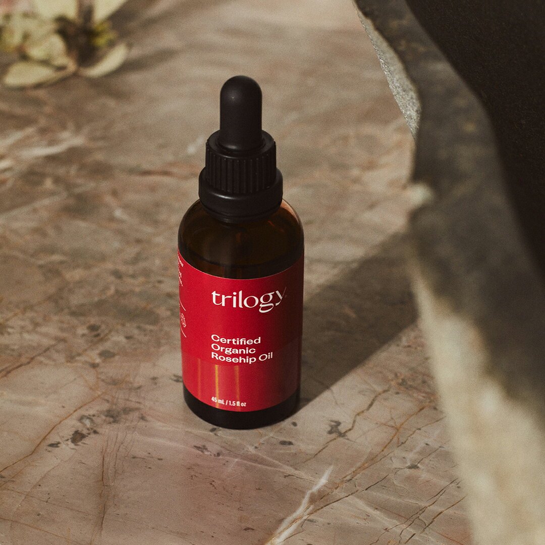 【エントリーでイベント中P最大19倍】【trilogy】ローズヒップオイル 45mL | トリロジー オーガニック ローズヒップ オイル スキンケア 美容オイル ブースター フェイス 顔 目元 潤い ハリ つや 保湿 毛穴 シワ 乾燥肌 敏感肌 妊娠線 ボディ マッサージ 化粧品 biople-10005673 Biople サンプル画像3