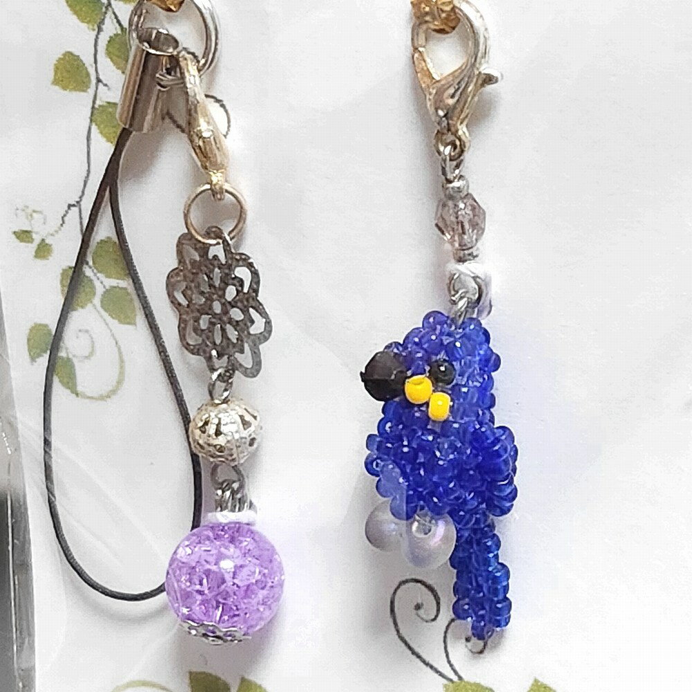 Rakuten - ビーズ工房小鳥屋さん 2WAYストラップ 豆コザクラ　スミレコンゴウインコ 082A0654 ネコポス対応可能　 BIRDMORE バードモア CRAFT GARDEN 鳥グッズ 鳥用品 雑貨 鳥 バード